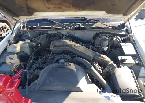 1992 Ford Crown Victoria from USA, damaged, VIN 2FACP73W1NX154152